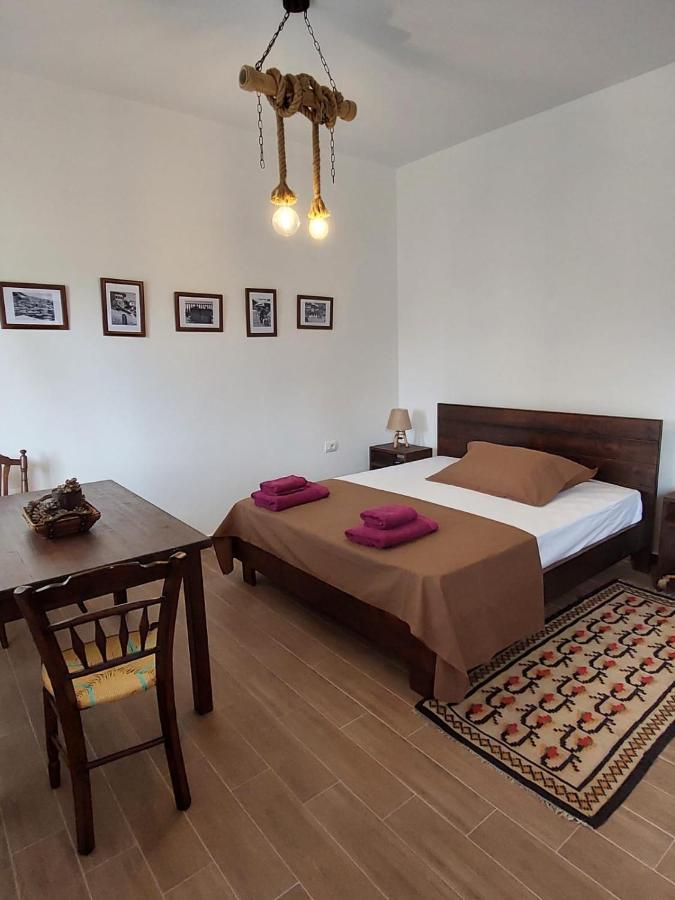 Guest House Gorani ベラト エクステリア 写真